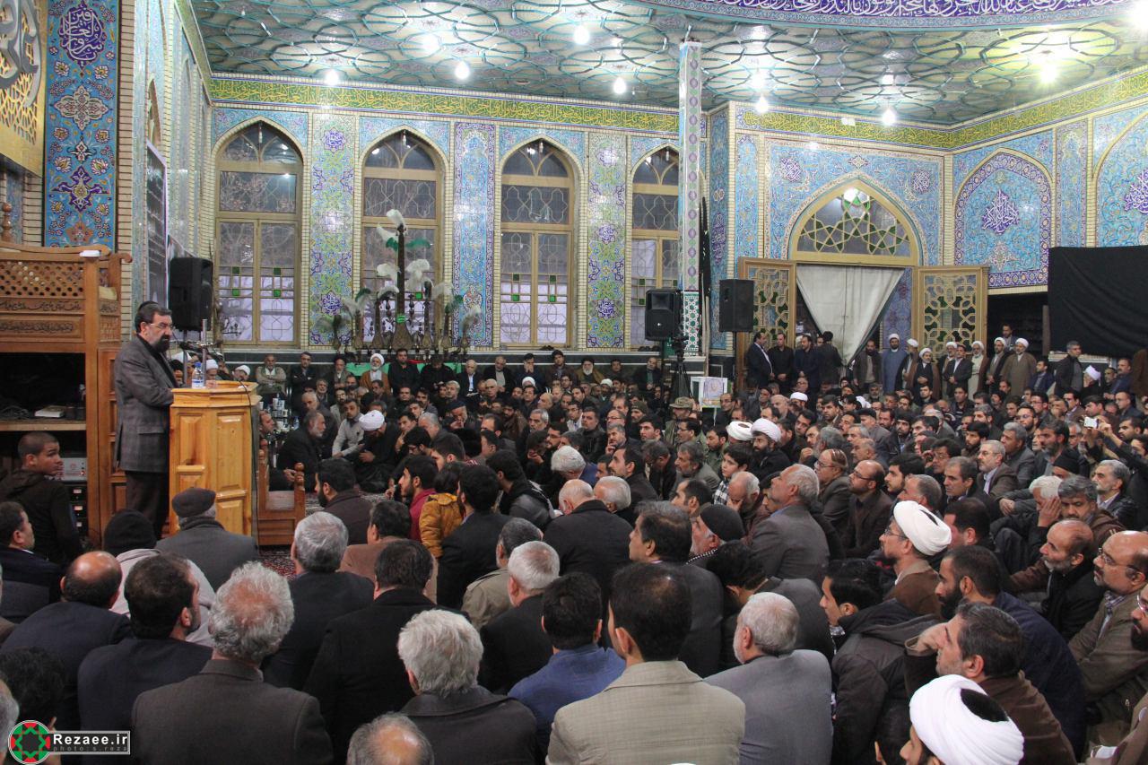گزارش تصویری حضور دکتر محسن رضایی در مراسم یادبود آیت الله هاشمی رفسنجانی در کاشان