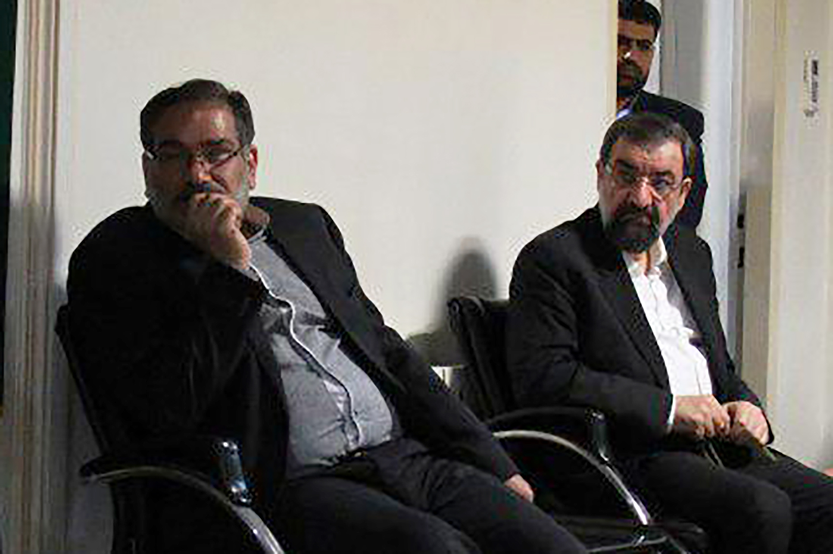 گزارش تصویری مراسم یادبود دکتر حسین اردستانی در منزل دکتر محسن رضایی