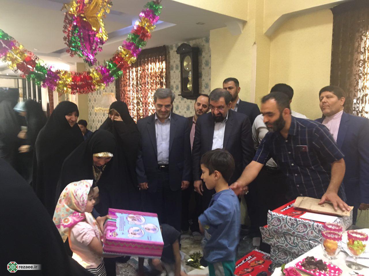 شركت  دکتر محسن رضایی در جشن تولد 50 فرزند شهید مدافع حرم
