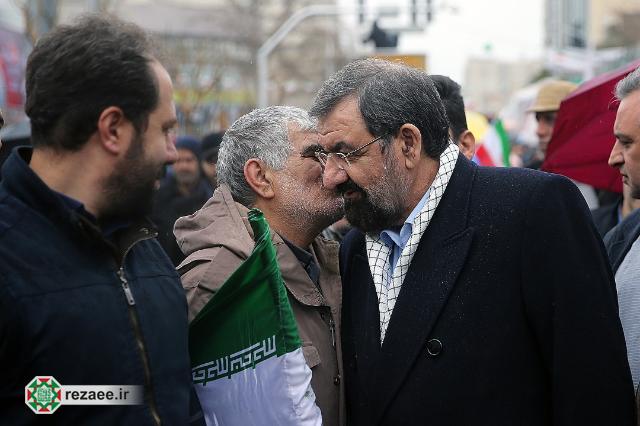گزارش تصویری حضور دکتر محسن رضایی در راهپیمایی چهلمین سالگرد پیروزی انقلاب اسلامی