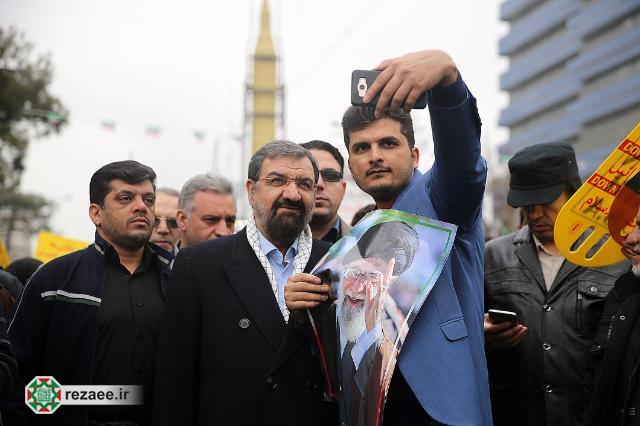 گزارش تصویری حضور دکتر محسن رضایی در راهپیمایی چهلمین سالگرد پیروزی انقلاب اسلامی