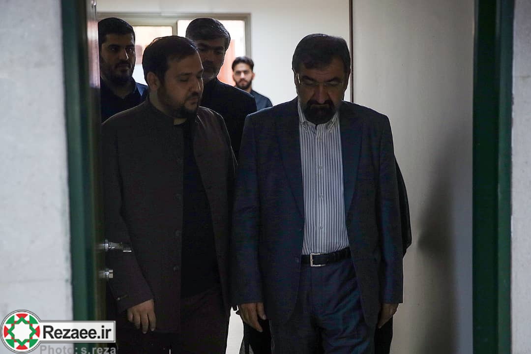 گزارش تصویری حضور دکتر محسن رضایی در جمع فرماندهان گردان های سایبری