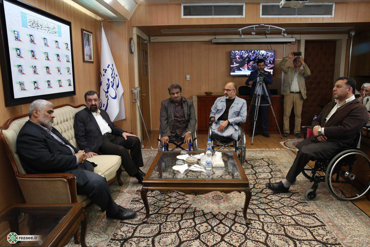 گزارش تصویری دیدار اعضای شورای عالی انجمن های جانبازان با دکتر محسن رضایی
