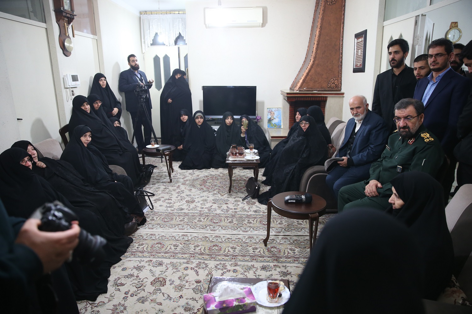 گزارش تصویری دیدار دکتر رضایی با خانواده شهدای بهشهر