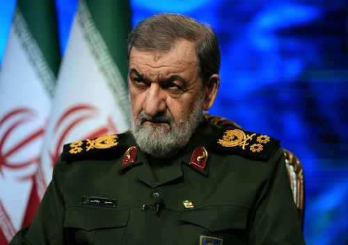 آمریکا برخی از شروط هفت‌گانه ایران را پذیرفته، اما ما پاسخشان را ناکافی می‌دانیم / ارتش آمریکا در وضعیتی فلاکت بار به قاچاق نفت روی آورده