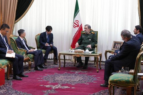 تا تحقق شروط ایران تنگه هرمز باز نخواهد شد / روابط ایران و چین ظرفیت توسعه بسیاری دارد