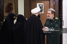 دیدار سرلشکر محسن رضایی، دبیر شورای عالی امنیت ملی با خانواده شهید لاریجانی